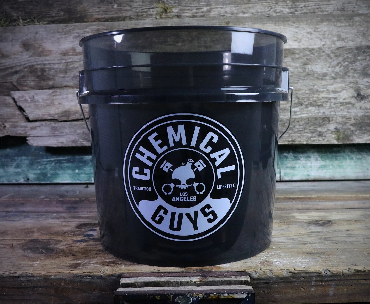 The Stranger Ultra Clear Bucket Kit